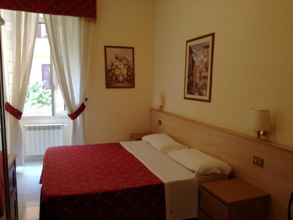Bed and Breakfast Blue Whale Rzym Zewnętrze zdjęcie