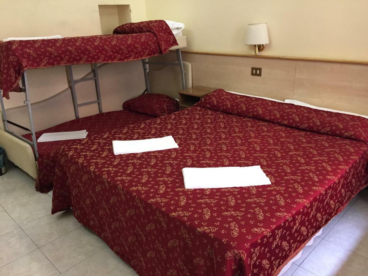 Bed and Breakfast Blue Whale Rzym Zewnętrze zdjęcie