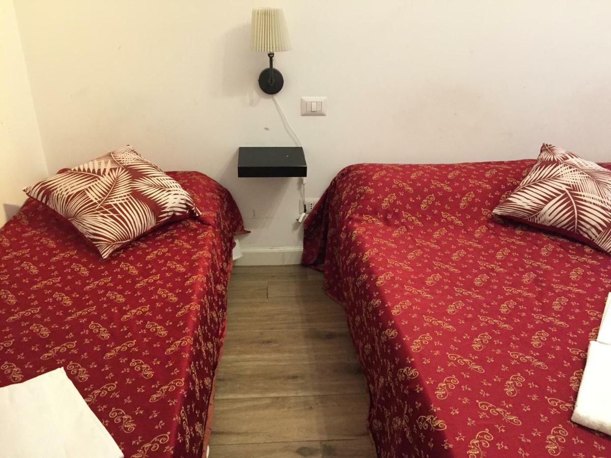 Bed and Breakfast Blue Whale Rzym Zewnętrze zdjęcie